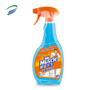 Glass cleaner